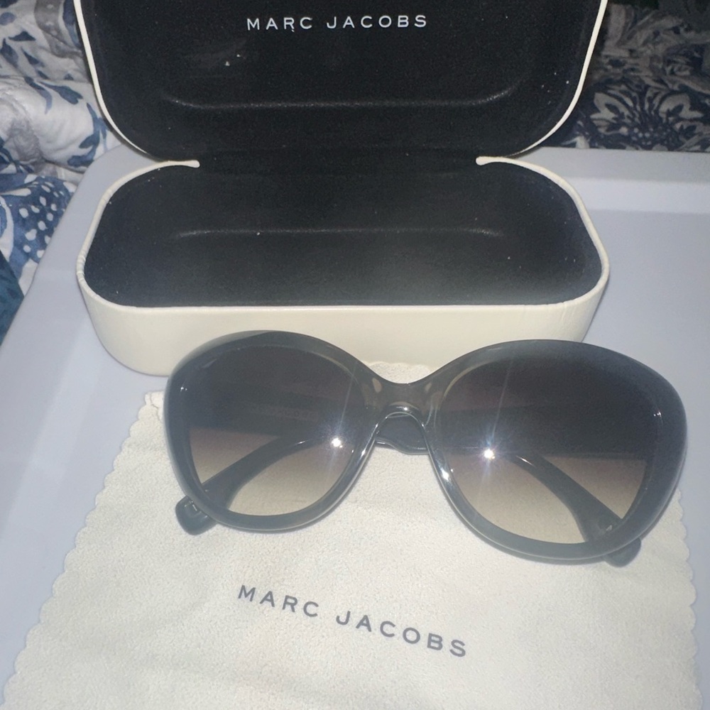 Marc Jacobs Charcoal Grey Gradient Oversized Women’s Sunglasses